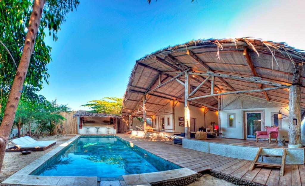 Villa Rumah Rinda Τζίλι Τραγουανγκάν Δωμάτιο φωτογραφία