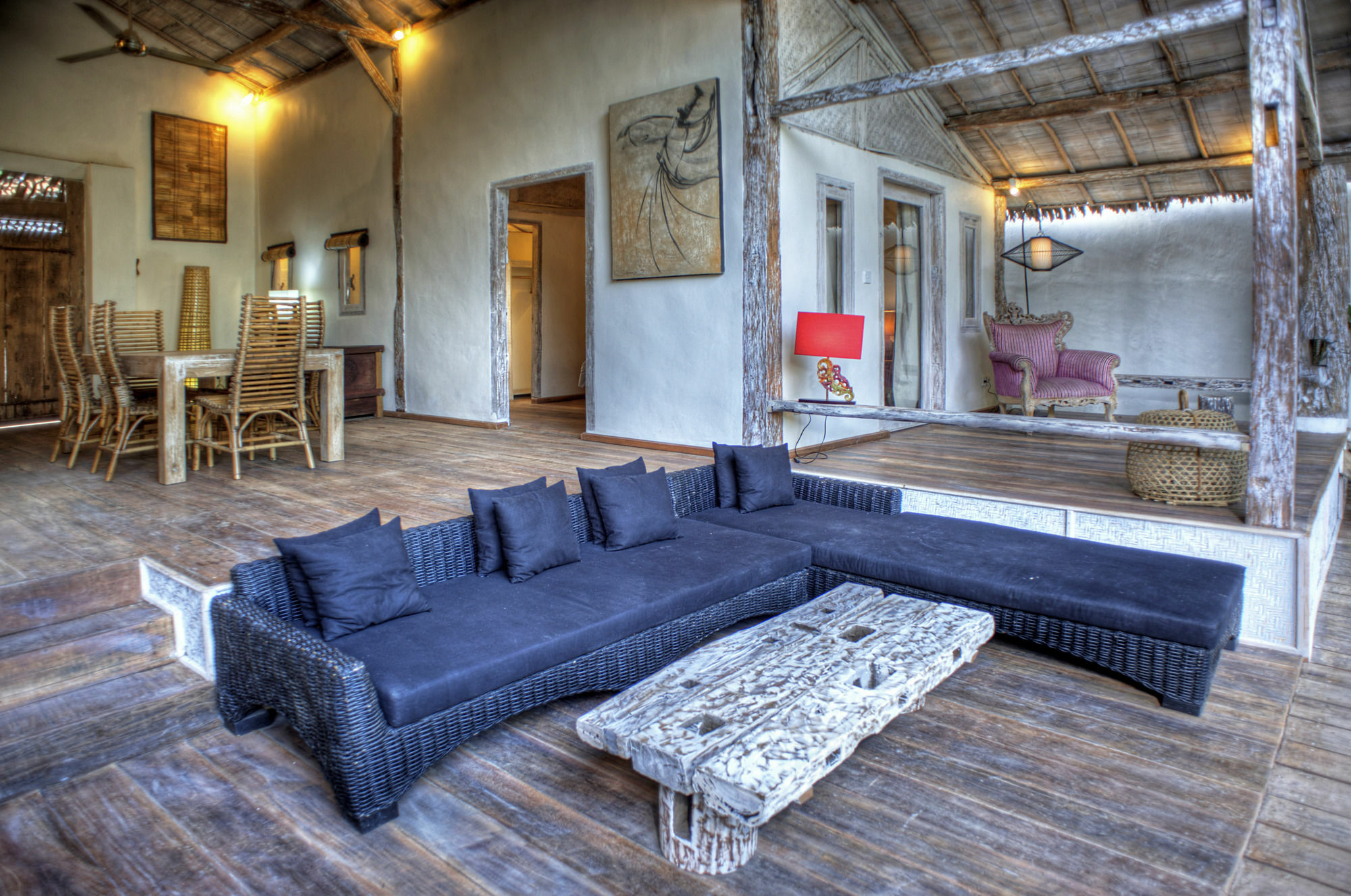 Villa Rumah Rinda Τζίλι Τραγουανγκάν Εξωτερικό φωτογραφία
